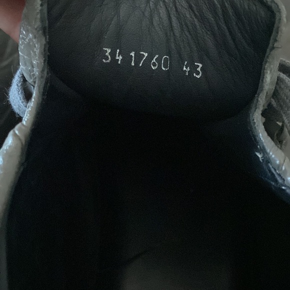 Pre Owned authentic Balenciaga shoes - Picture 9 of 10